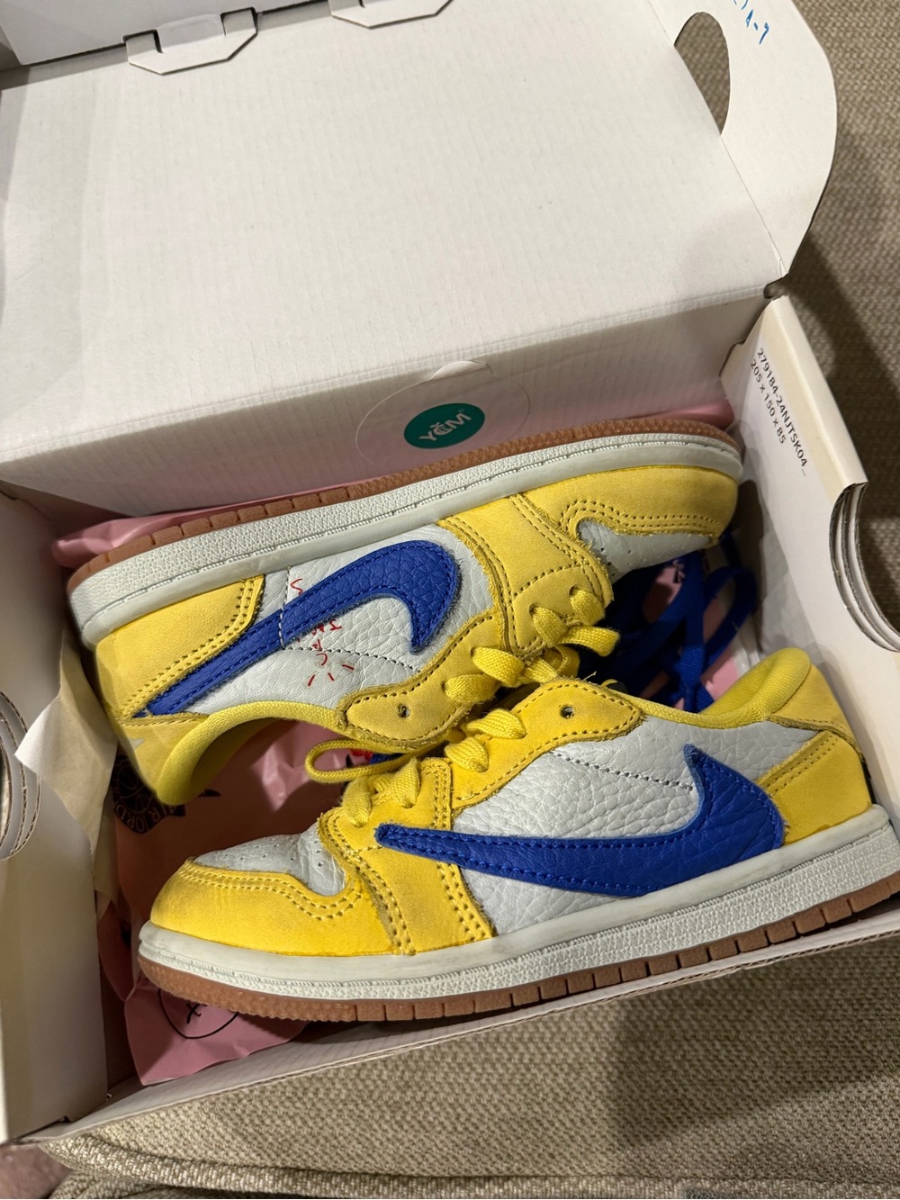Travis Scott Jordan 1 low